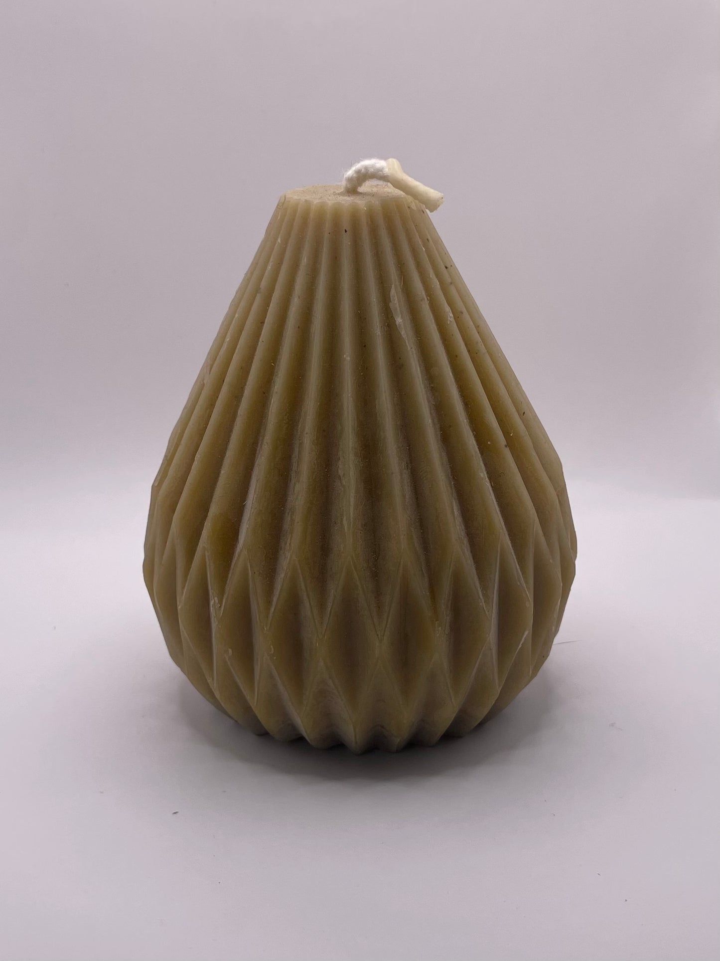 Bičių vaško žvakė ''kūgis”